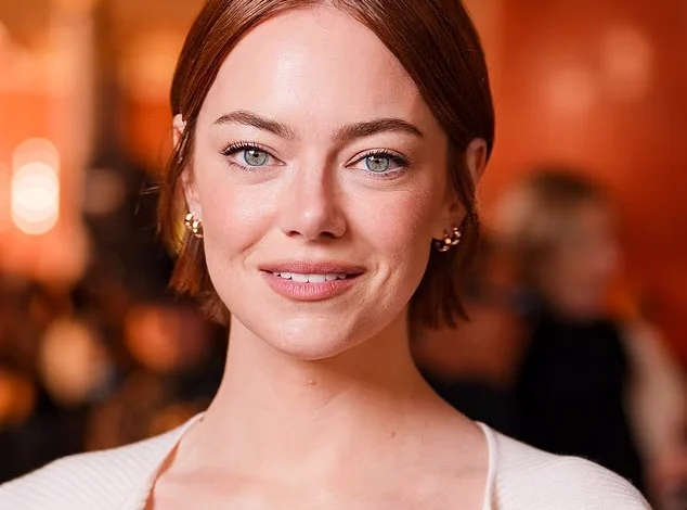 اما استون پس از جراحی زیبایی