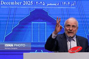 حمله تند قالیباف به یک نماینده مجلس درباره حجاب؛ برخی دغدغه حجاب ندارند؛ انگیزهشان سیاسی است