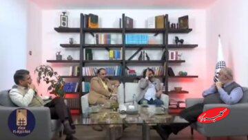 ببینید | افشاگری حسام الدین آشنا: برخی میخواستند با بالن در آسمان تهران، مردم را شنود کنند! / من مسئولی را دیدم که توانایی خواندن پیامک نداشت!