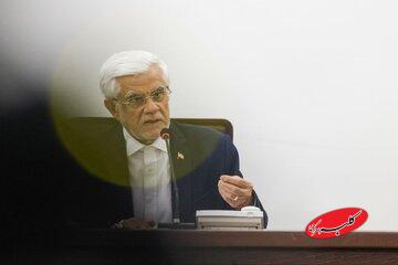 حمایت روزنامه دولت از معاون اول رئیس جمهور در برابر حملات تندروها / مقام دولتی از اظهارنظر صریح درباره دوتابعیتی بودن فرزند عارف خودداری کرد