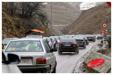 آخرین وضعیت جوی و ترافیکی محورهای مواصلاتی/ ترافیک سنگین در ۴ آزادراه