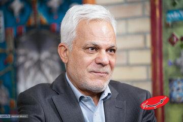 واکنش کاربران خبرآنلاین به دفاع مرتضی طلایی از تصمیمات امنیتی و اجتماعی در زمان تصدیاش در پلیس تهران/ چرا هرکسی از قدرت کنار میرود اپوزیسیون میشود؟