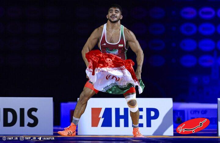 غلامرضا فرخی بهعنوان پدیده سال کشتی فرنگی جهان معرفی شد