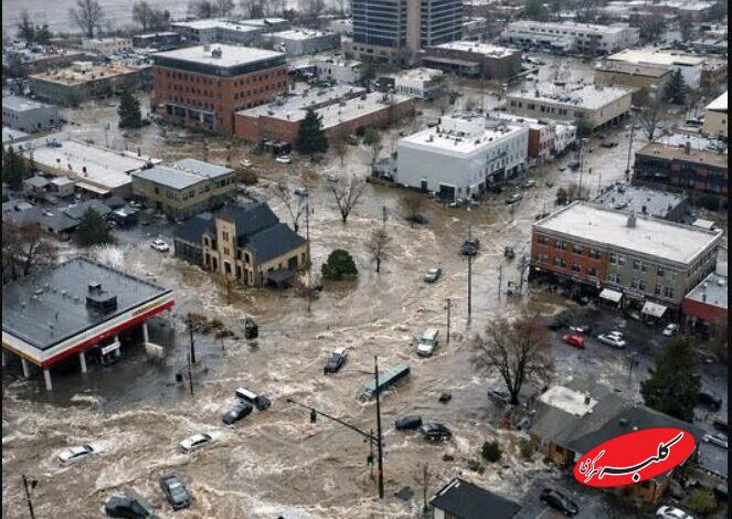 مردم امروز با قایق به خیابان آمدند +ویدیو