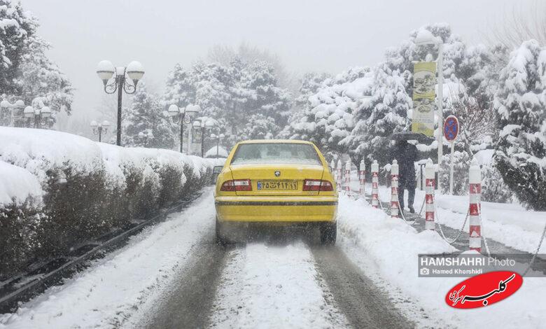 تهران با بارش برف سپید پوش شد