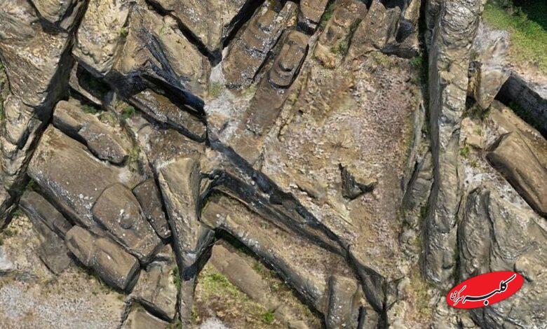 سرهای سنگی عظیم