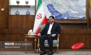 ماجرای خبر توهین به رئیسی در جلسهای با حضور پزشکیان چیست؟/ مخبر انتقاد کرد