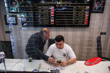 پشت پرده رکوردهای اخیر طلا و سکه در بازار/ این سه عامل، قیمتها را زیر و رو کرد