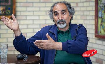 آزادارمکی: ایران وارد دوره خودویرانگری جمعی شده است/ فروپاشی سیاسی خطر واقعی است، نه فروپاشی اجتماعی