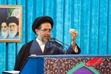 امام جمعه تهران: سیستم بانکی کشور دچار فساد است/ دولتمردان با مردم صحبت کنند و بگویند ساختار اقتصاد را چگونه میتوان اصلاح کرد