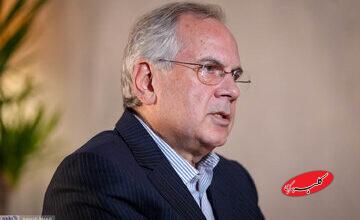 انتقاد روزنامه اطلاعات از محمود سریع القلم: این دیدگاه زاییده اقتصاد رقابتی است که خواهان سقوط دهک های جامعه به سمت طبقات پایین تر است