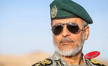 عکسی از مقام بلندرتبه ارتش در خانه یک ارمنی در آستانه سال نو میلادی+ عکس