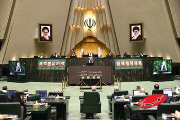 یک نماینده مجلس: کاری با اسرائیل کودک‌کش و آمریکای جنایتکار نداریم؛ ما قوه ناظر هستیم/ ارز ۱۲۳ تومان و سکه ۱۳۰ میلیون شده، در مجلس چه می‌کنیم؟