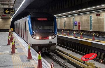 ورود یک فرد به حریم ریلی مترو؛ ماجرا چیست؟