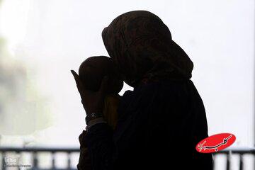یک‌سوم فرزندخواندگی‌ها در ایران غیرقانونی است؛ اوج بحران در سال ۱۳۹۹