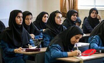 وزیر خبر داد؛ تدوین برنامه درسی جدید برای ۲ پایه ابتدایی