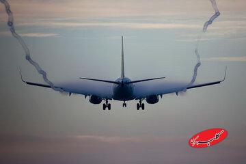 چرا نور کابین هواپیما موقع فرود و برخاستن کم میشود؟