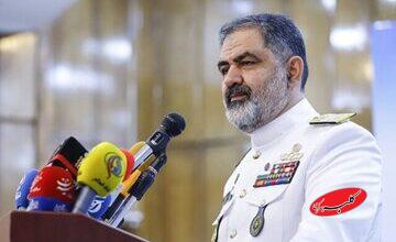 دریادار ایرانی: دشمنان بهتر است فکرهای باطل خود در خصوص تعرض به کشور را فراموش کنند