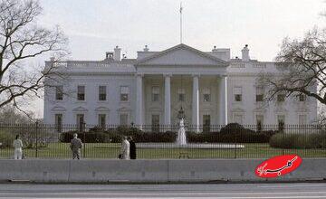 ببینید | آمادهسازی دفتر بیضی کاخ سفید برای کریسمس