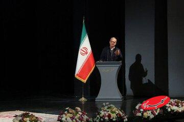 پزشکیان: نخبه‌پروری با «مدارس خاص» ممکن نیست/ بچه‌ها باید سختی را تجربه کنند