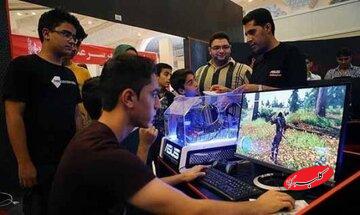 چرا نوجوان‌ها بیشتر به سمت علائق همسالان کشیده می‌شوند