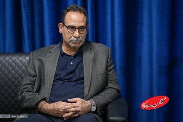 موزه‌های جهان دیگر از هنرمندان ایرانی کار نمی‌خرند / بازار هنر دنیا بر جنبش‌های هنری عراق متمرکز شده / هوش مصنوعی نمی‌تواند هنر تولید کند