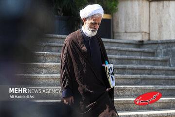 خبر مهم معاون حقوقی پزشکیان درباره پرونده کرسنت؛ اقداماتی انجام شده اما توضیح میدهیم!