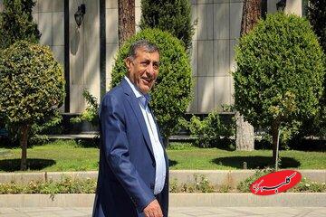 استاندار تهران: خط سفید یعنی چه؟/ قائم پناه: نباید بگوییم مردم فقیرند پس بقیه هم فقیر باشند