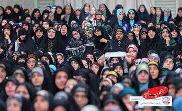 خانواده شهیدان رشید در حضور رهبر انقلاب: تا مژده ظهور امام(عج) خواهیم ایستاد