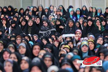 خانواده شهیدان رشید در حضور رهبر انقلاب: تا مژده ظهور امام(عج) خواهیم ایستاد