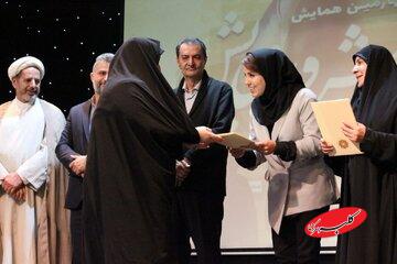 گردهمایی بزرگ ۳۹۰ نویسنده در تهران؛ جشن ادبی سال برگزار شد