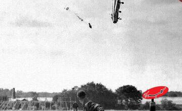 یکی از مشهورترین تصاویر تاریخ هوانوردی / عکسی که با قیمت میلیاردی فروخته شد