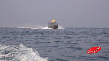 ضربه نداسا به قاچاقچیان سوخت؛ توقیف شناور حامل ۳۵۰ هزار لیتر گازوئیل در خلیج فارس