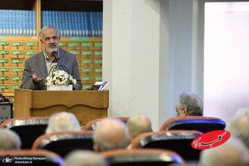 مسجدجامعی: مجاهدین خلق «خلیج ع_ر_ب_ی» را به کار بردند، چون شاه می‌گفت خلیج فارس