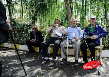 حذف بیمه تکمیلی بازنشستگان تامین اجتماعی یک چهارم جمعیت ایران را ناراحت می کند