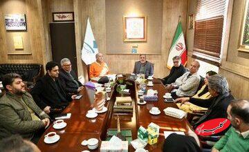 «پاییز-برگ»؛ هنر محیطی در قلب میدان مشق تهران