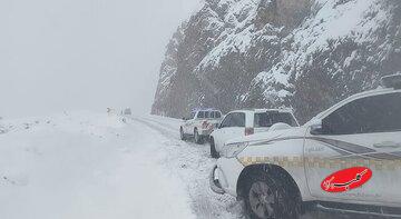 برف و لغزندگی در برخی جادهها؛ محدودیتهای ترافیکی ۲۱ آذر اعلام شد