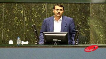 یک نمیانده مجلس: سه نرخی شدن بنزین زمینهساز قاچاق و فساد است/ دولت در بودجه ۱۴۰۵ نرخ ارز را واقعی ببیند/ از نرخ واقعی بازار فرار کند