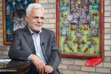 ناگفتههای سردار طلایی از سفرش به کانادا و ماجرای باشگاه رفتنش در آنجا/ بنده پولدار بودم/ از کجا معلوم همان مسئول گزینش خودش نفوذی نباشد؟