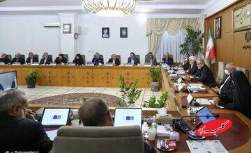 روزنامه هم میهن: همه وزرای پزشکیان در قایق دولت پارو نمی زنند/ کسی هم سکان هدایت قایق را در دست ندارد