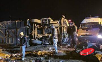 اسامی مصدومان حادثه واژگونی اتوبوس اصفهان - مشهد اعلام شد