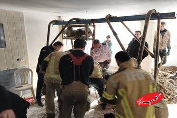 گرفتار شدن دو کارگر در چاه ۲۵ متری/ جزئیات