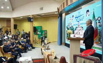 کنایه تند پزشکیان به کلنگزنیهای بیمورد در دولتهای گذشته: «تو که پول نداشتی، کی گفته کلنگ بزنی؟»