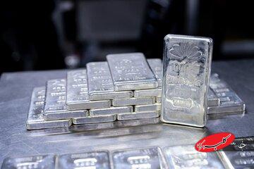 نقره به رکورد تاریخی رسید/ سود معاملهگران نقره ۱۳۲ درصد شد