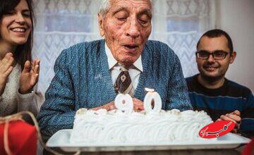 ۴ راز مهم طول عمر از زبان محققان جانز هاپکینز