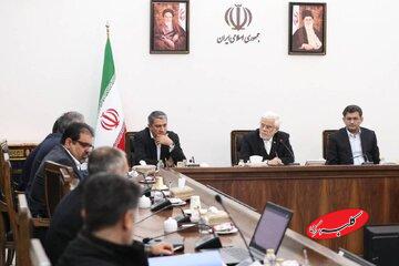 عارف: با توسعه تجارت انرژی، ایران به مرکز مبادلات منطقهای تبدیل خواهد شد