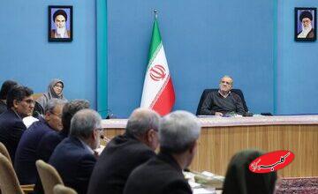 پزشکیان: اگر تامین و توزیع آب توسط میرآبها بود، تا این حد مشکل آب نداشتیم/ حفاظت مسئولانه از محیطزیست با واگذاری مسئولیت به ذینفعان محقق میشود