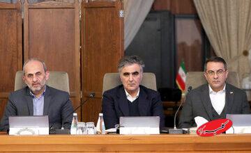 حضور فرزین در جلسه امروز هیئت دولت پس از رکوردشکنی قیمت طلا و ارز + عکس