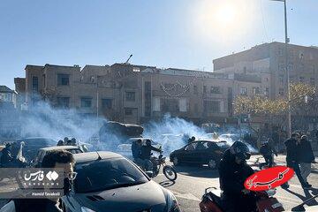 روایت «تسنیم» از اعتراضات کسبه در تهران؛ شماری از کسبه دست به اعتراض محدود زدند/ این اعتراضها بازتاب فشار واقعی بر فعالان بازار محسوب میشود