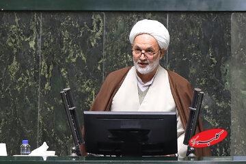 نماینده قم : همان طور که از شر پهلوی خلاص شدیم باید از شر غربگراها هم خلاص شویم